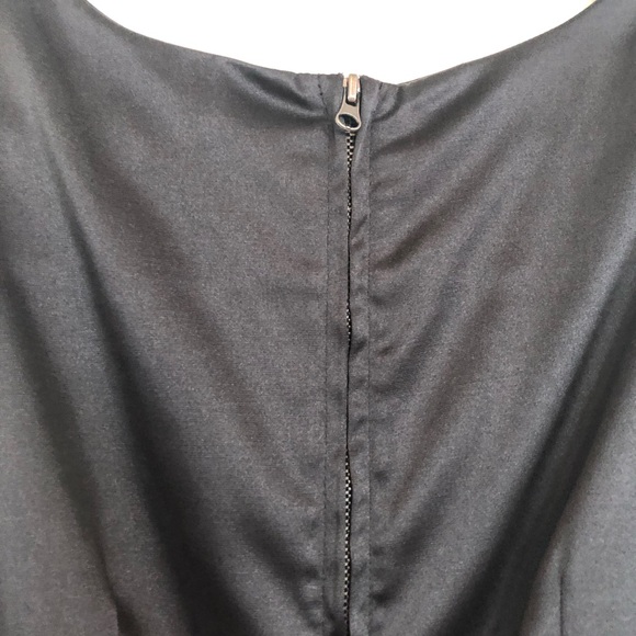 Modcloth Be Still My Heart dress by Darling size XS black and green, lace, bow - Picture 7 of 8